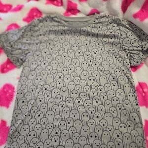 SHEIN Gray Tee with Playful Ghost Print